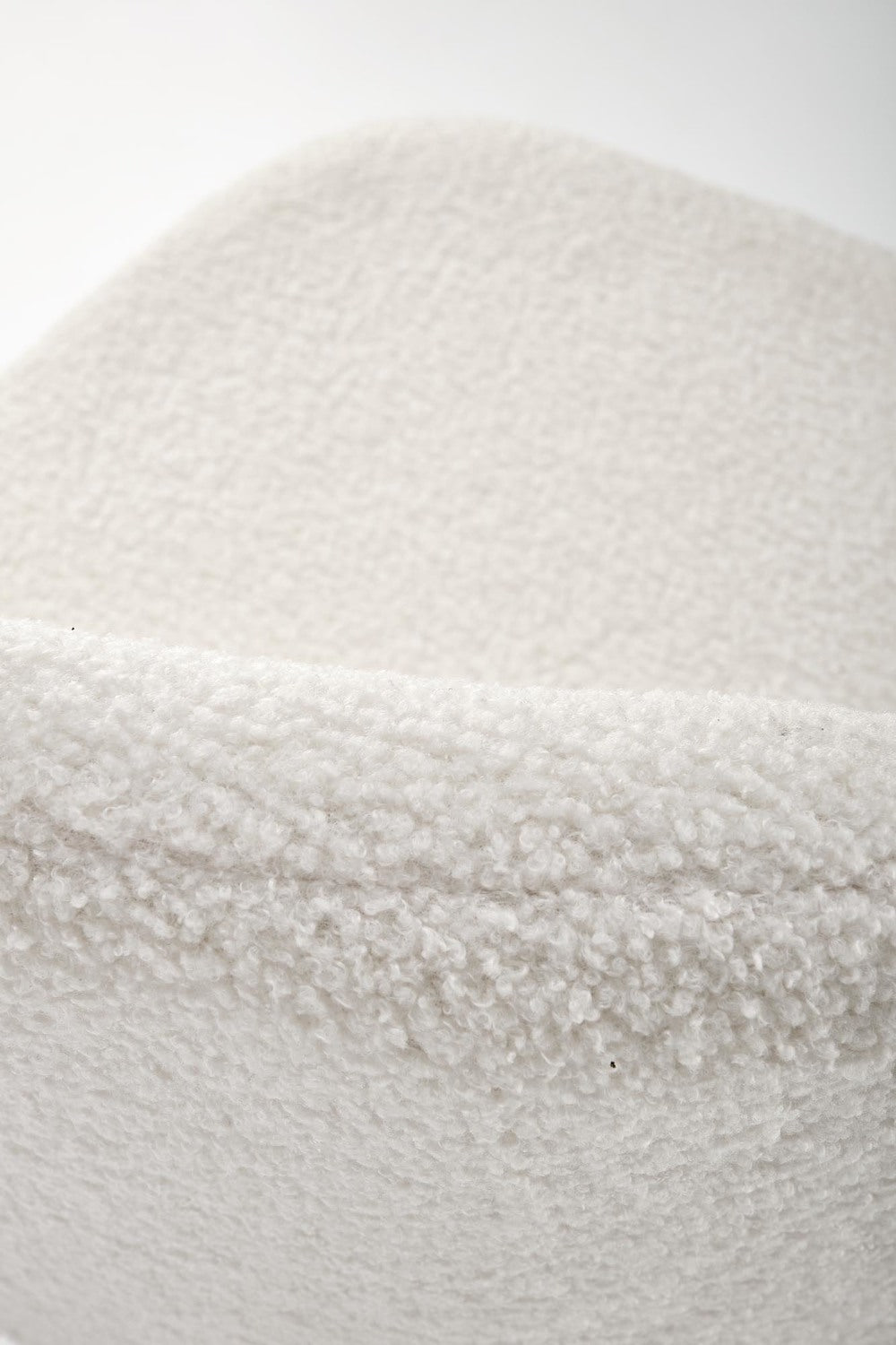 Pusbario kėdė Arezzo balta boucle #krasa_balta-boucle